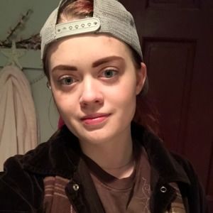 Meet your Posher, Lena